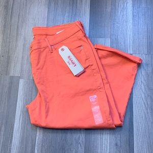 Levi’s Plus Size 20W Coral Shaping Capris